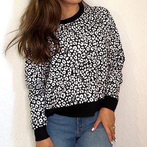 Michael Kors woman NWT sweatshirt small size black and white